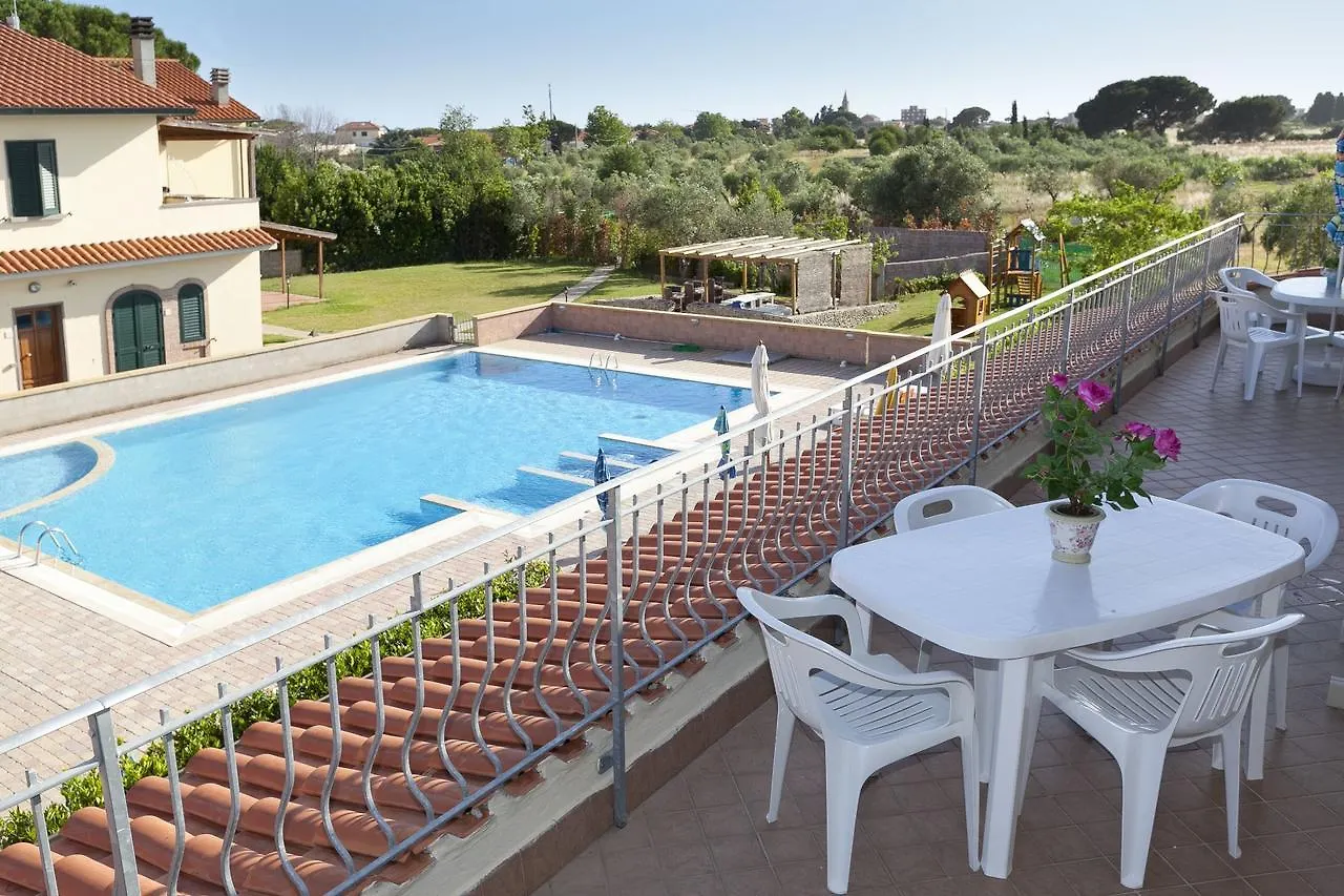 Borgo Guglielmo Aparthotel Marina di Cecina 3*,